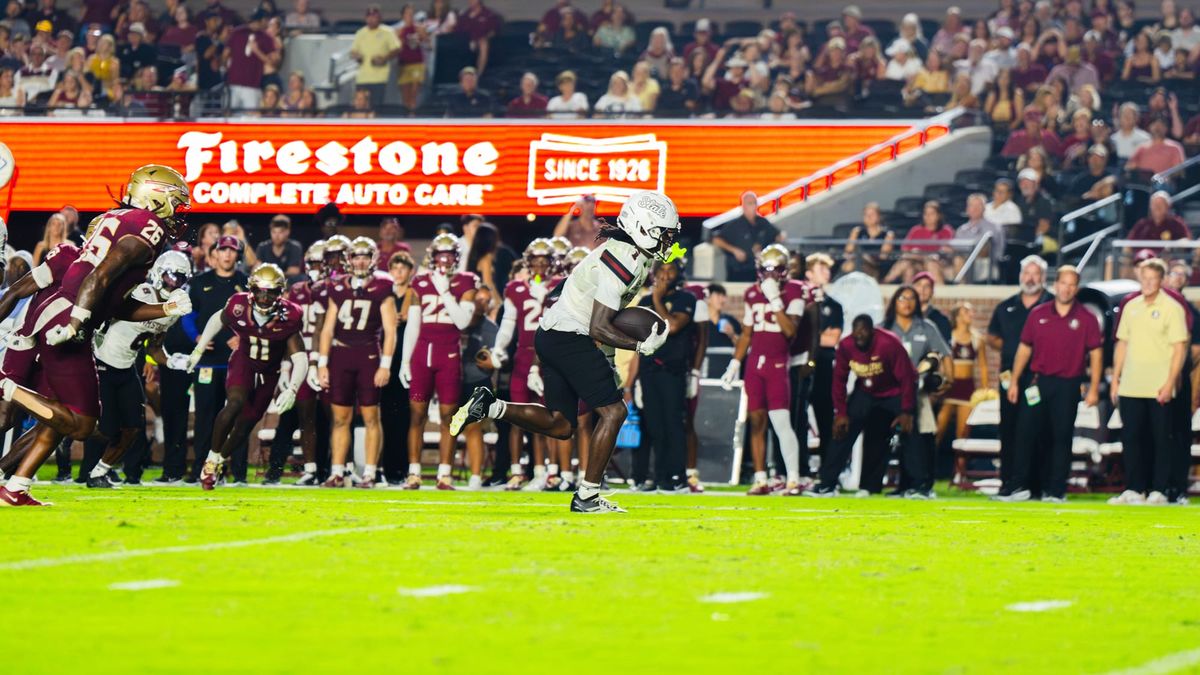 Aggies hang tough before falling 34-17 at Florida State in season opener