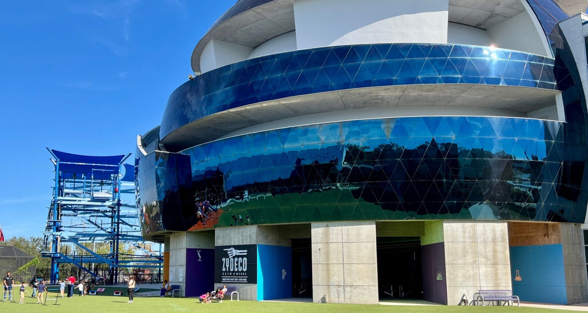 Laser Light Shows Feature Elton John and Queen at Popular Tampa Attraction