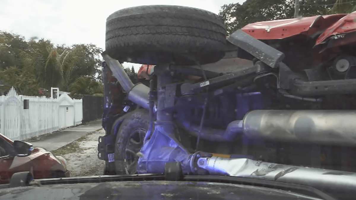 Dashcam shows kidnapping chase and rollover in NW Miami-Dade – NBC 6 South Florida