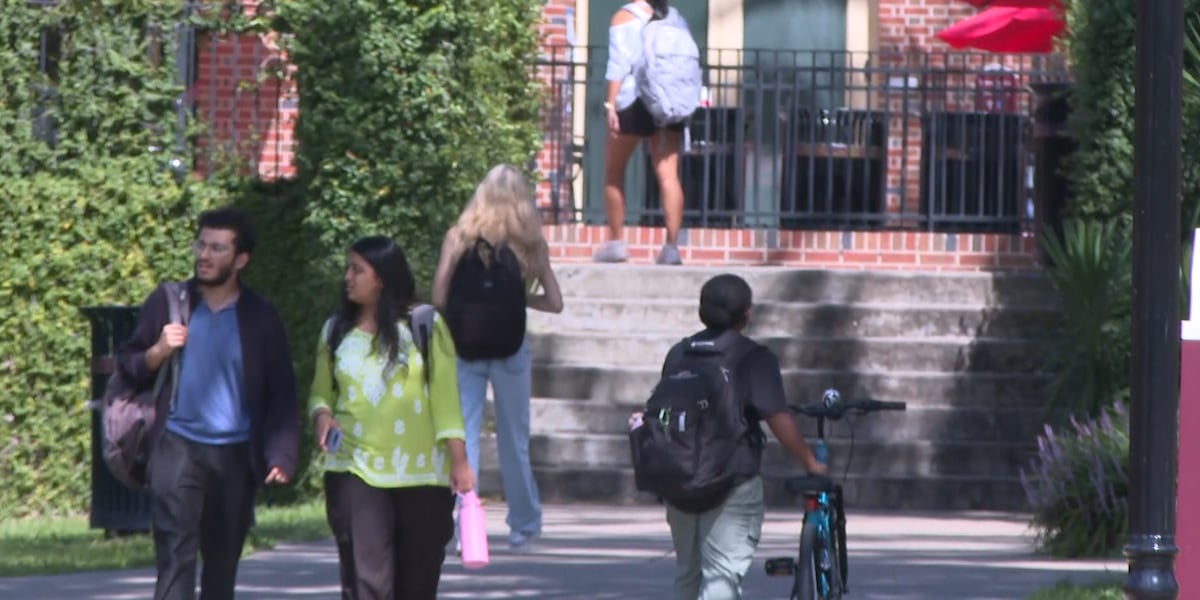 ‘I’m just happy to be here’: FSU students return for fall classes