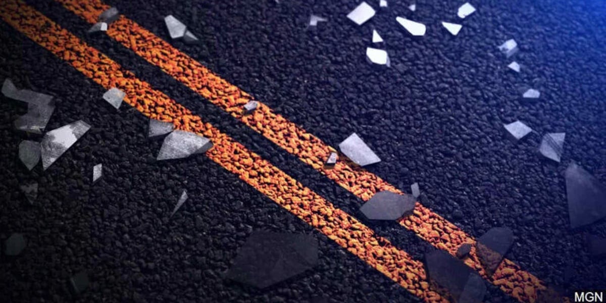 LCSO: Deputy, two others sustain minor injuries in Saturday crash