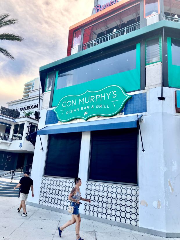 Con Murphy's Ocean Bar & Grill at Beach Place in Fort Lauderdale is closed. (Rod Stafford Hagwood/South Florida Sun Sentinel)