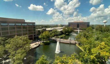 Charles Schwab wins approval for Maitland campus expansion