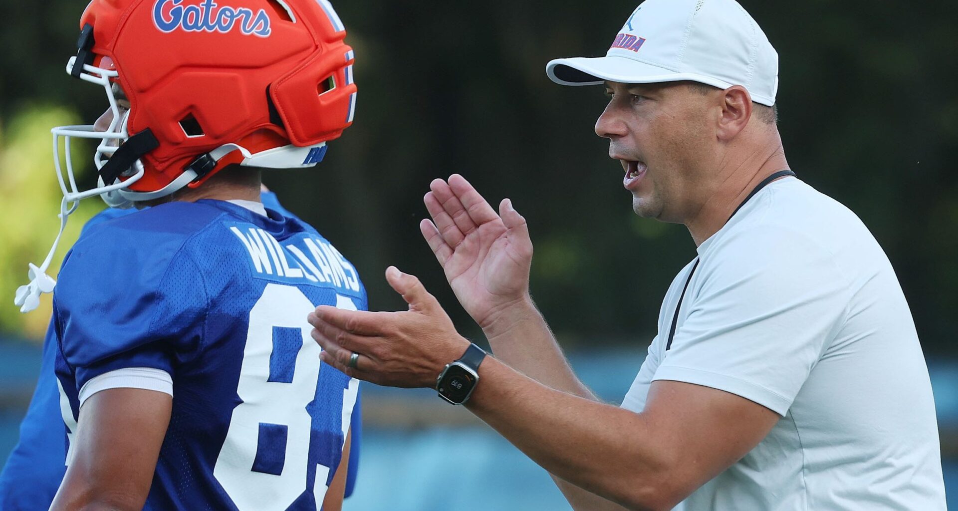 Gators put on pads as Jon Sumrall gauges team's toughness