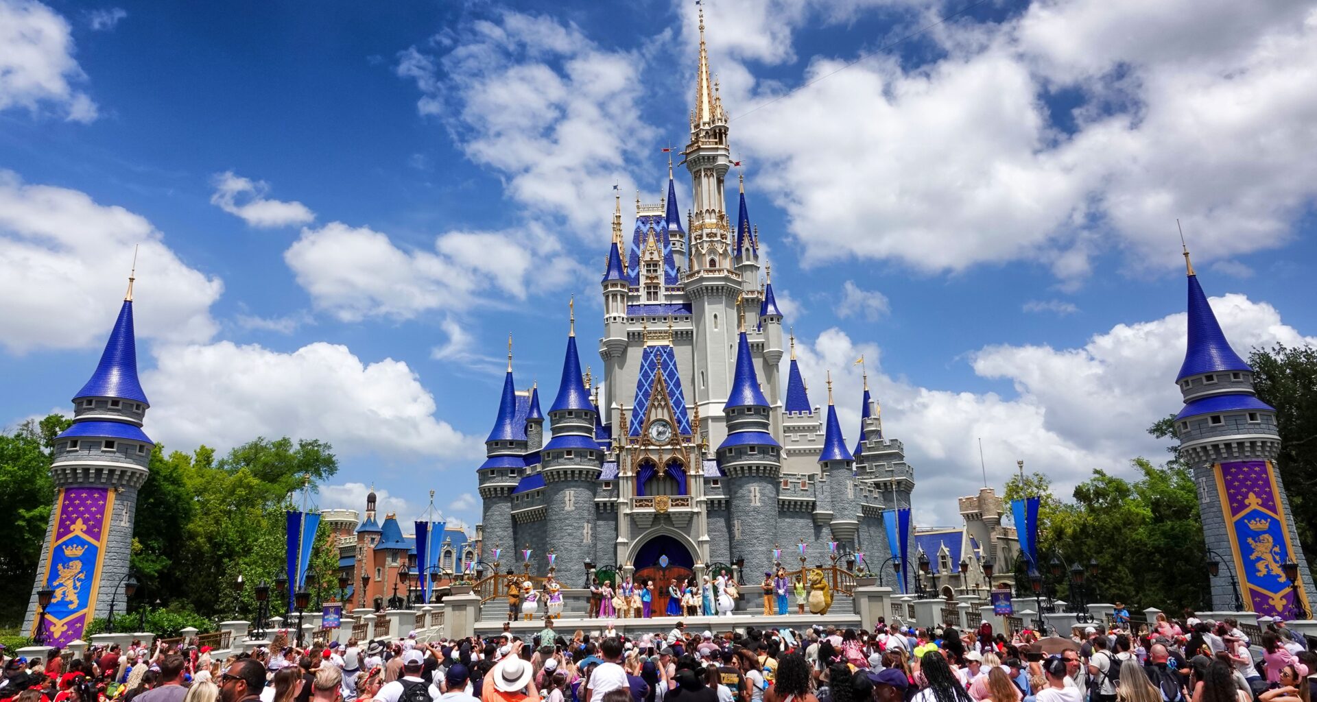 Oh, Canada! Florida tourism numbers dip, driven by Canadian backlash over trade policies – Orlando Sentinel