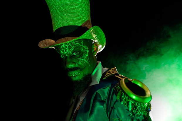 Dr. Oddfellow returns to Universal's Halloween Horror Nights in 2026. He and Jack the Clown will be part of the Jack and Oddfellow: Chaos and Control, the first haunted house announced for the 35th edition of HHN. (Universal Orlando)