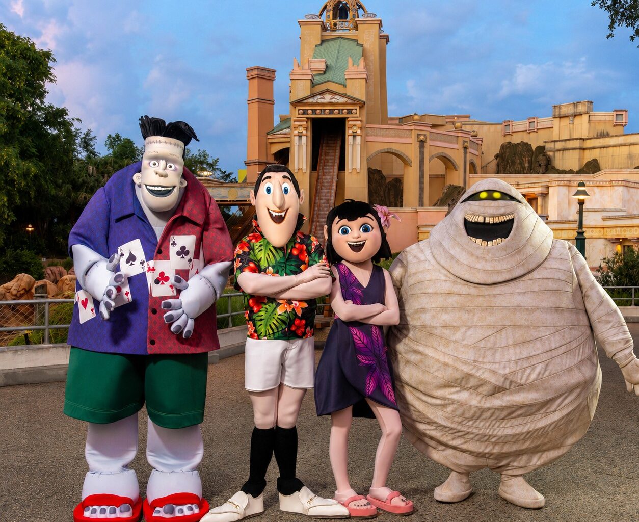 SeaWorld Orlando: Halloween event adds Hotel Transylvania