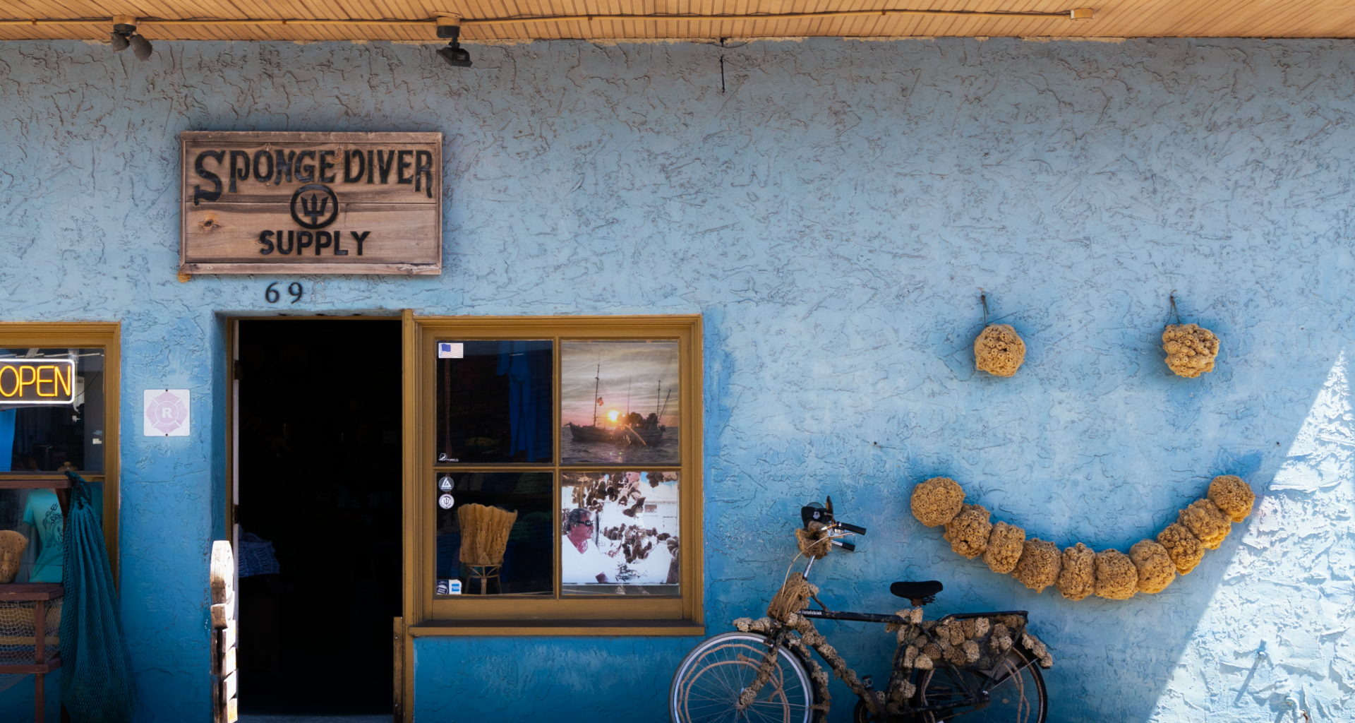 Coastal Film Lab of Tampa and Central Florida Photo Club will lead a photowalk through Tarpon Springs
