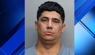 Miami delivery driver accused of photographing laptop package, then taking it back