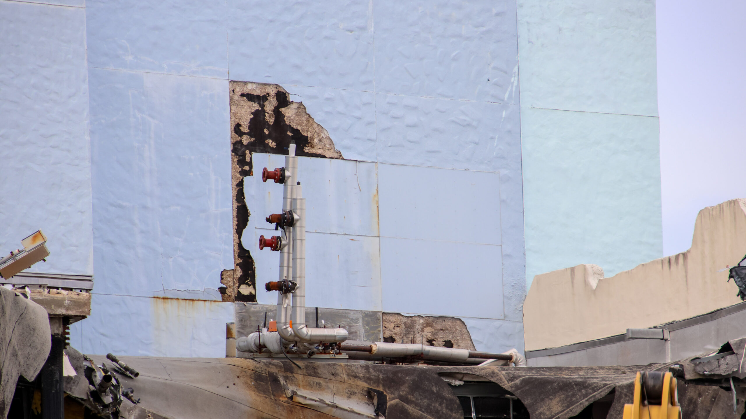 The final recognizable pieces of Poseidon’s Fury have been exposed as demolition crews tear through the former attraction’s show building at Universal Islands of Adventure.