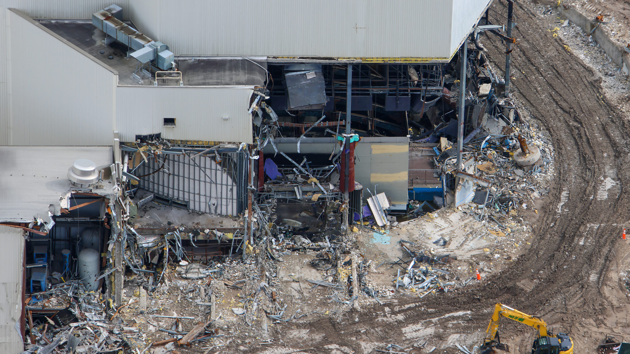 The final recognizable pieces of Poseidon’s Fury have been exposed as demolition crews tear through the former attraction’s show building at Universal Islands of Adventure.