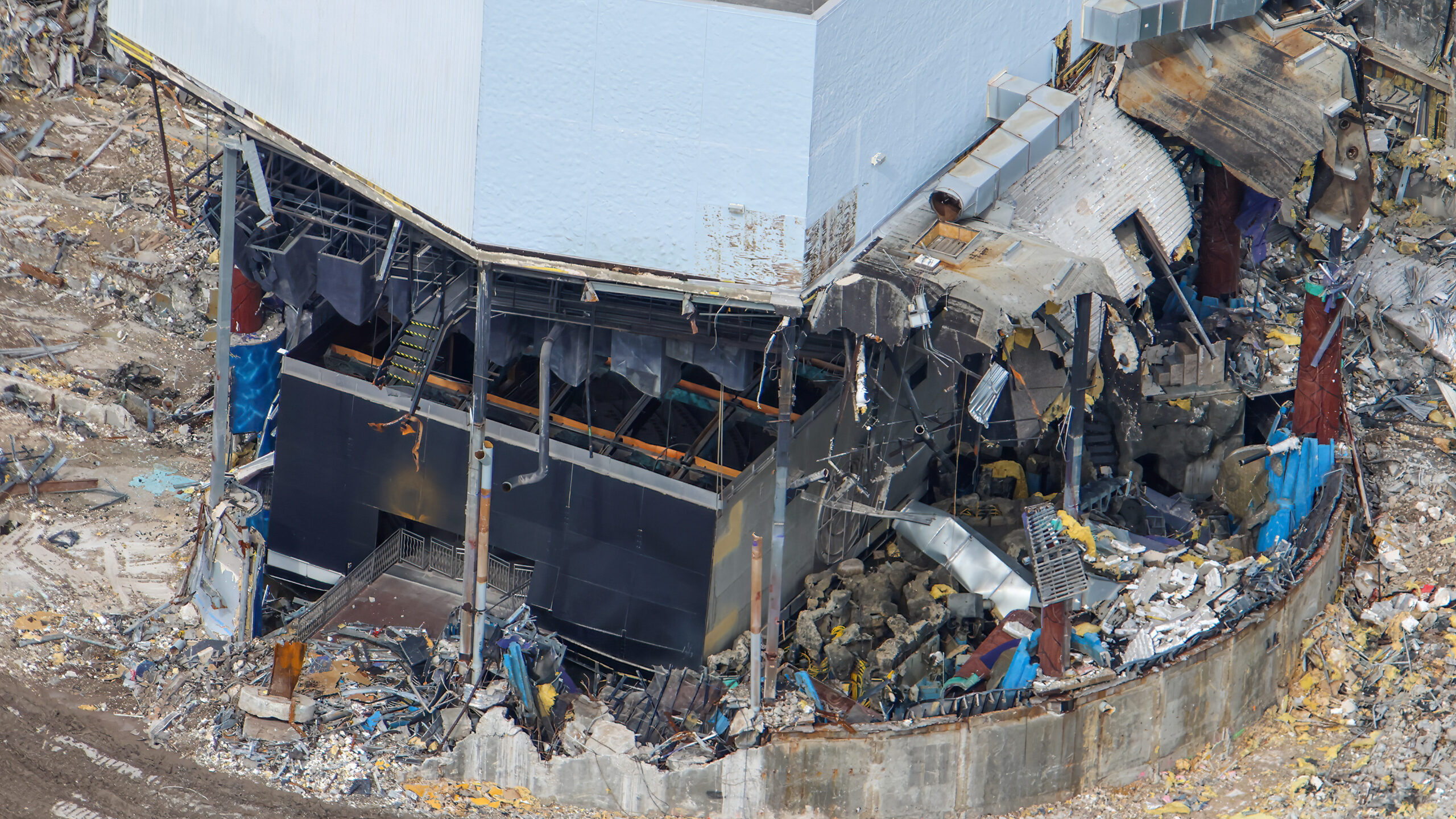 The final recognizable pieces of Poseidon’s Fury have been exposed as demolition crews tear through the former attraction’s show building at Universal Islands of Adventure.