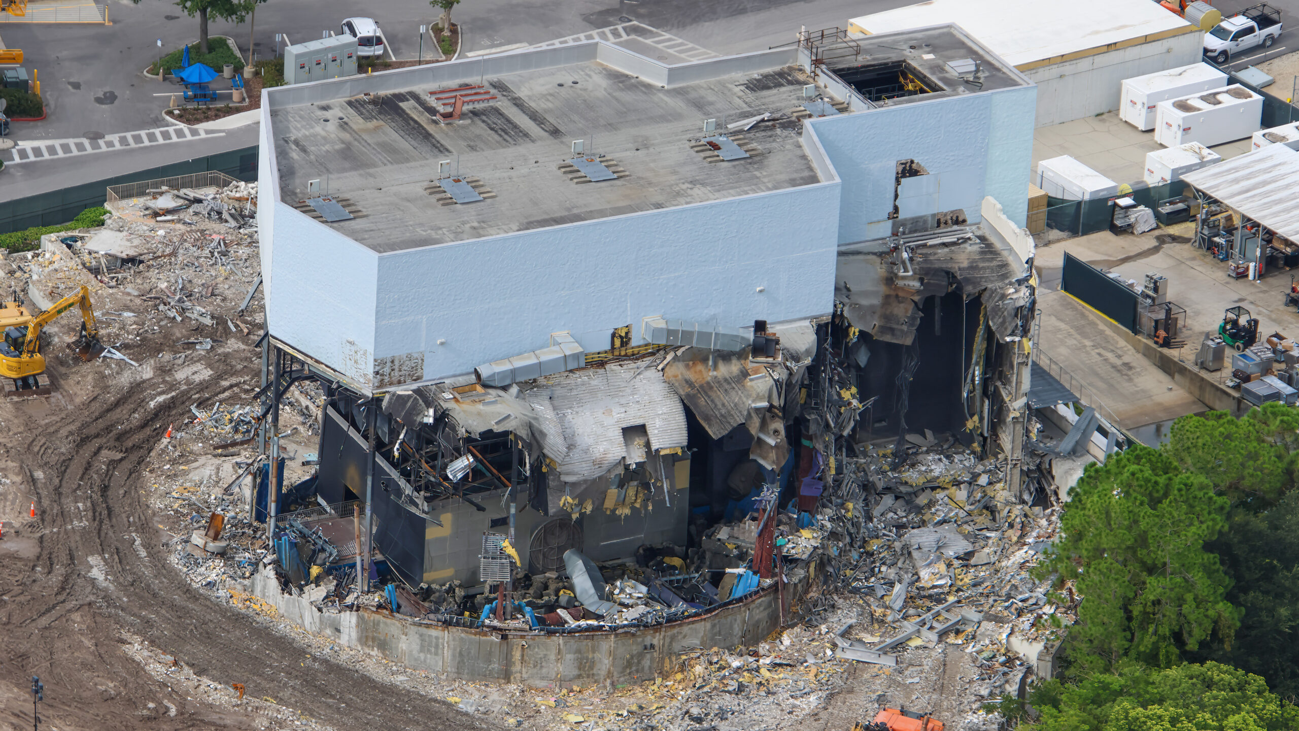 The final recognizable pieces of Poseidon’s Fury have been exposed as demolition crews tear through the former attraction’s show building at Universal Islands of Adventure.