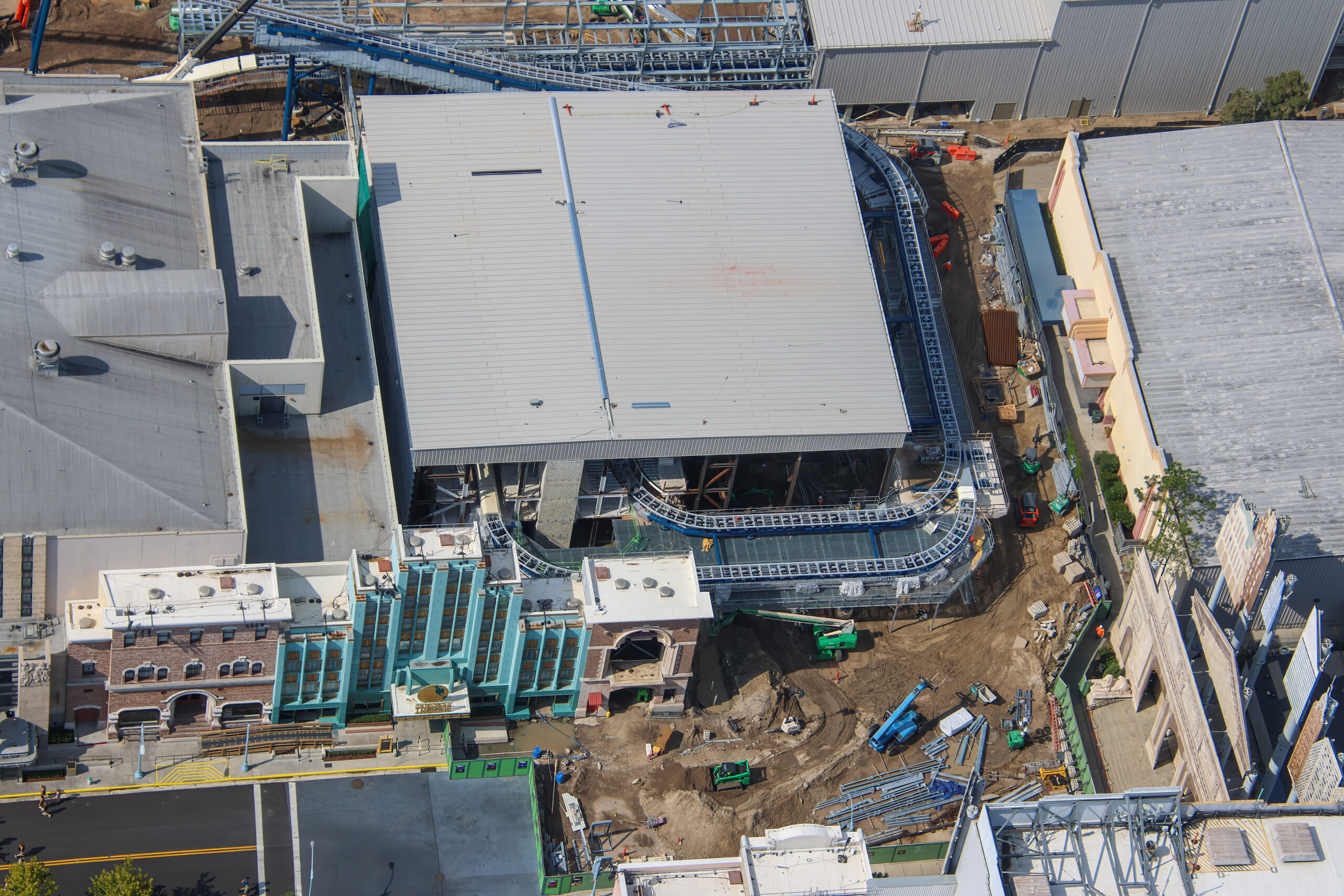 Aerial photographer bioreconstruct shared new views of the sprawling construction site, offering some of the clearest looks yet at the attraction’s interconnected track, station, launch, and maintenance areas.