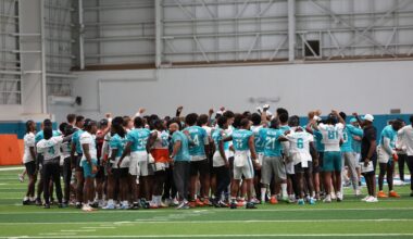 The Miami Dolphins are reportedly set to work out a possible new addition to their overhauled trenches
