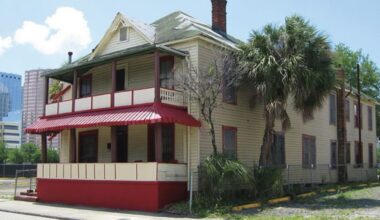 Historic Jackson House boarding house near downtown Tampa