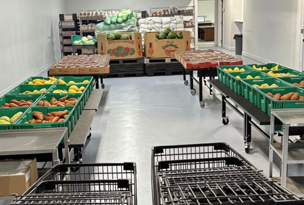 St. Petersburg Free Clinic opens pantry in Lealman