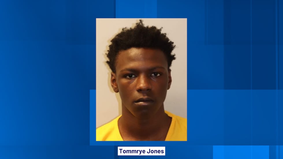 Tommrye Jones booking photo