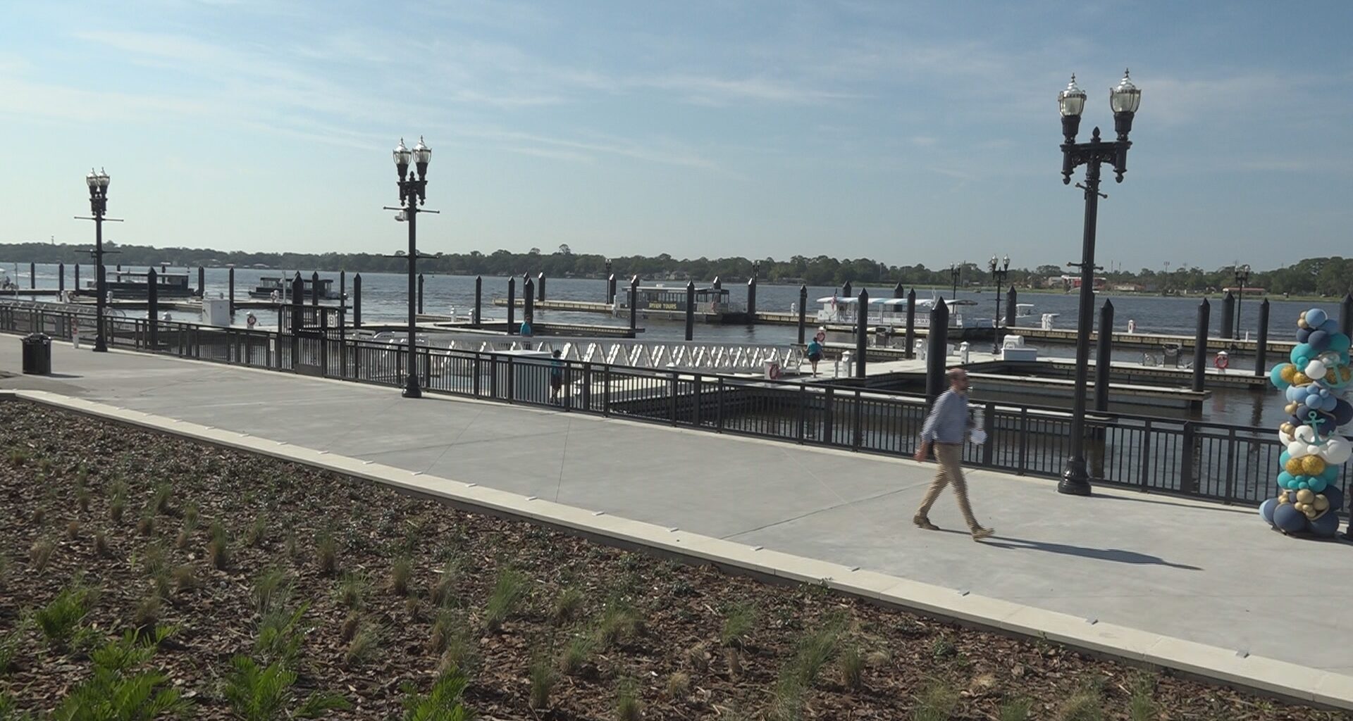 Jacksonville leaders cut the ribbon on Met Park Marina