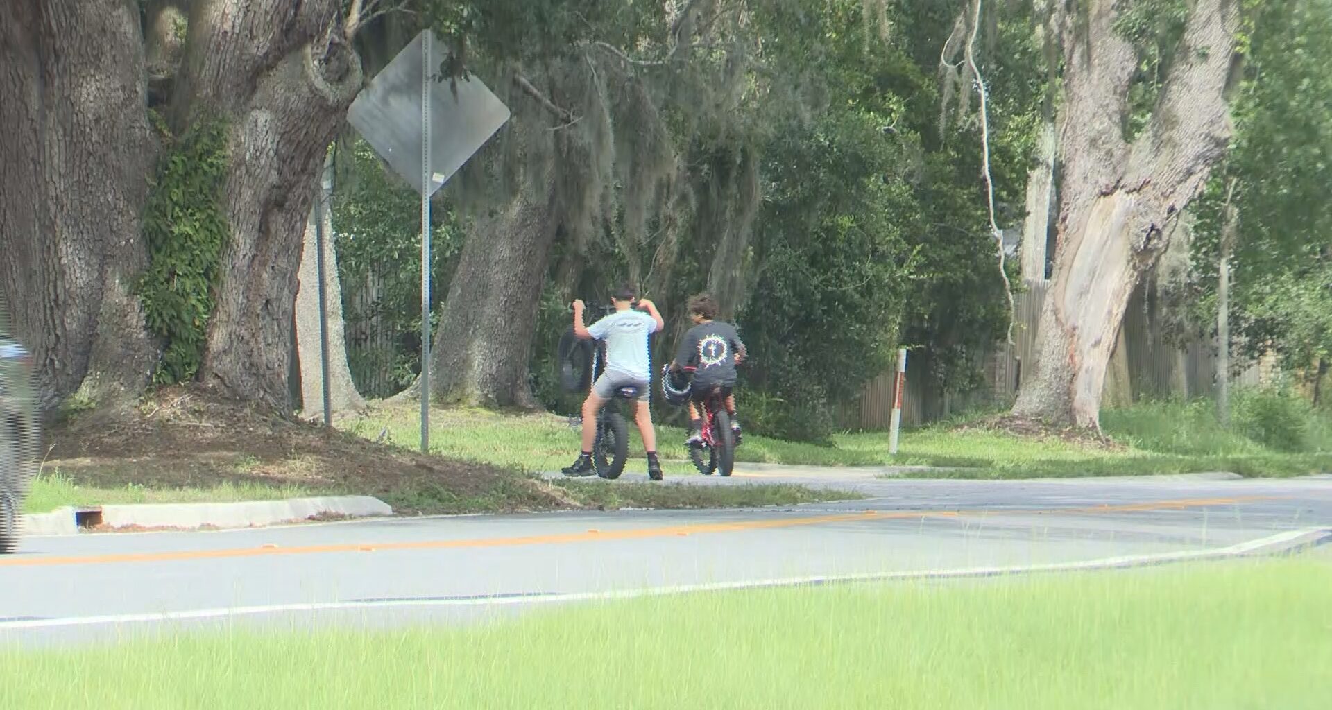 Jacksonville city council member introduces bill to regulate e-bikes