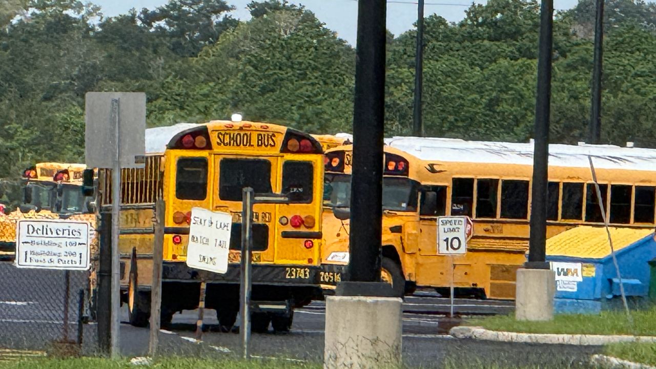 Some OCPS staff say they will struggle under contract offer