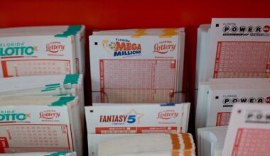USPS letter carrier arrested for stealing winning Florida Lottery ticket from mail, cashing it in