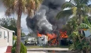 2 displaced, cat missing after massive fire tears through Fort Lauderdale mobile home