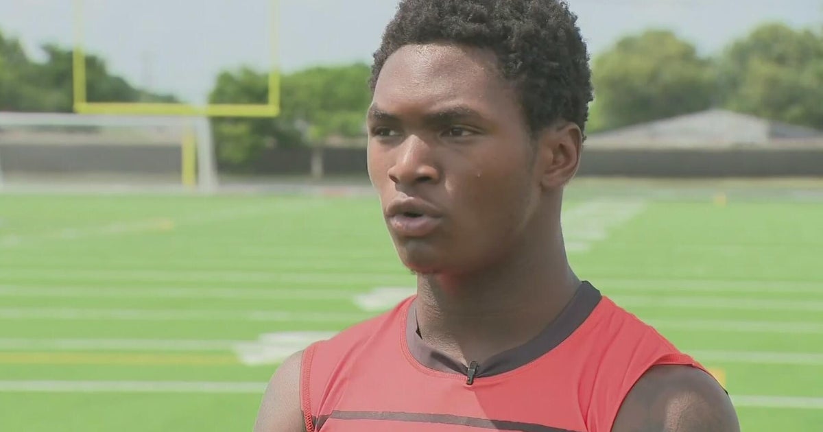 Meet Nick Lennear, Miami Carol City wide receiver and 2026 Nat Moore Trophy contender