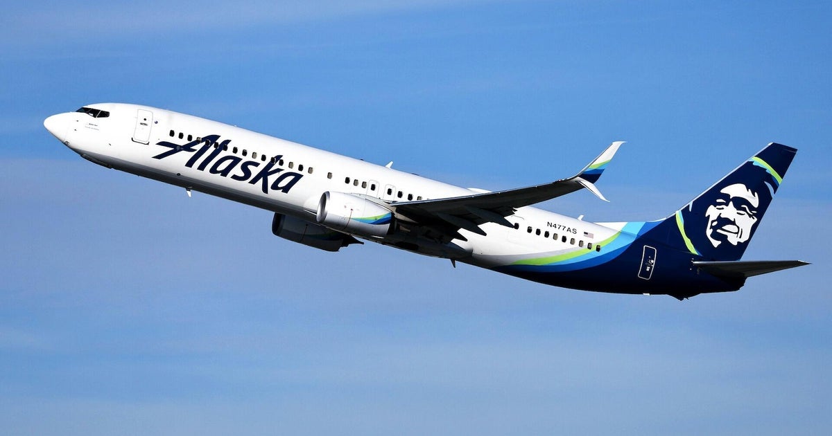 Alaska Airlines flight reports "customer disturbance," threats at Miami International Airport