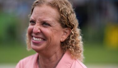 In Florida, Wasserman Schultz sparks a debate over what representation means in diverse districts :: WRAL.com