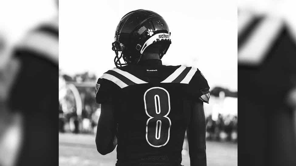 Port St. Lucie High School senior, football player in ICE custody