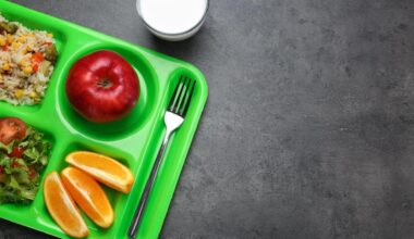 Federal health officials launch school nutrition program in Tampa