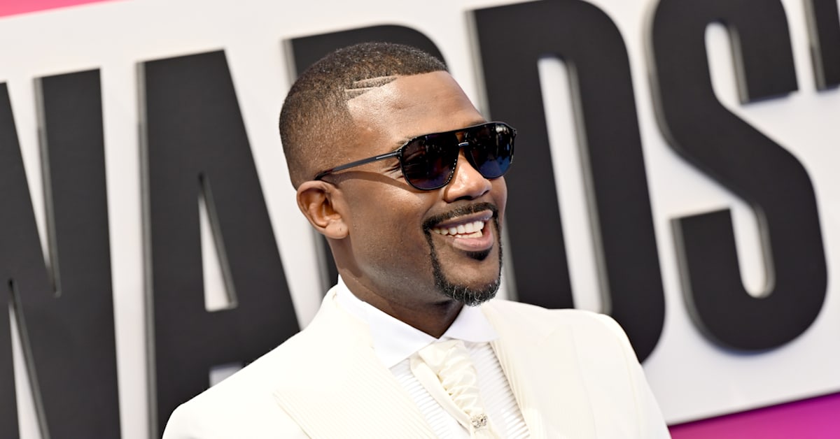 Ray J.