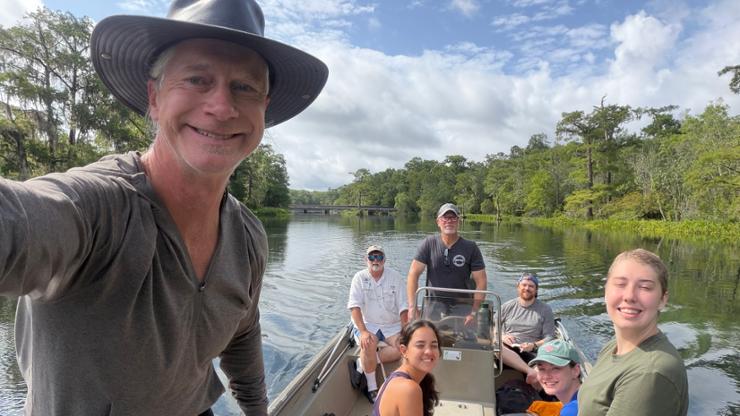 News - Hamilton Students Dive Into 20,000 Years of Florida River History