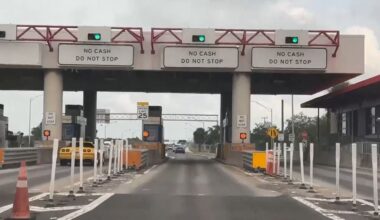 Skyway Bridge drivers still see backups near toll plazas