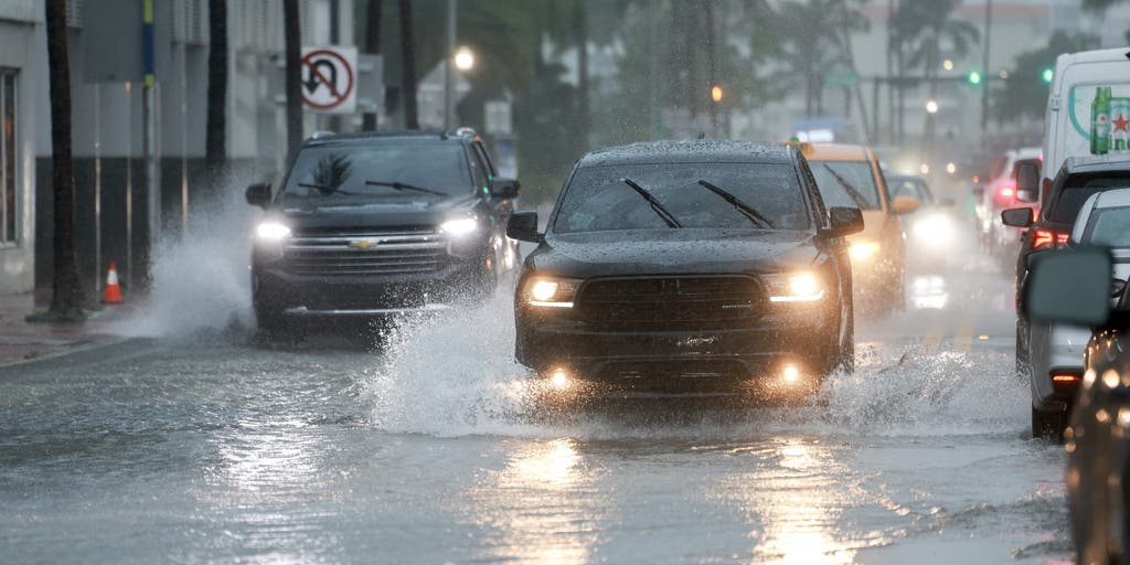 Humidity to fuel Florida downpours through weekend with flood and travel threats