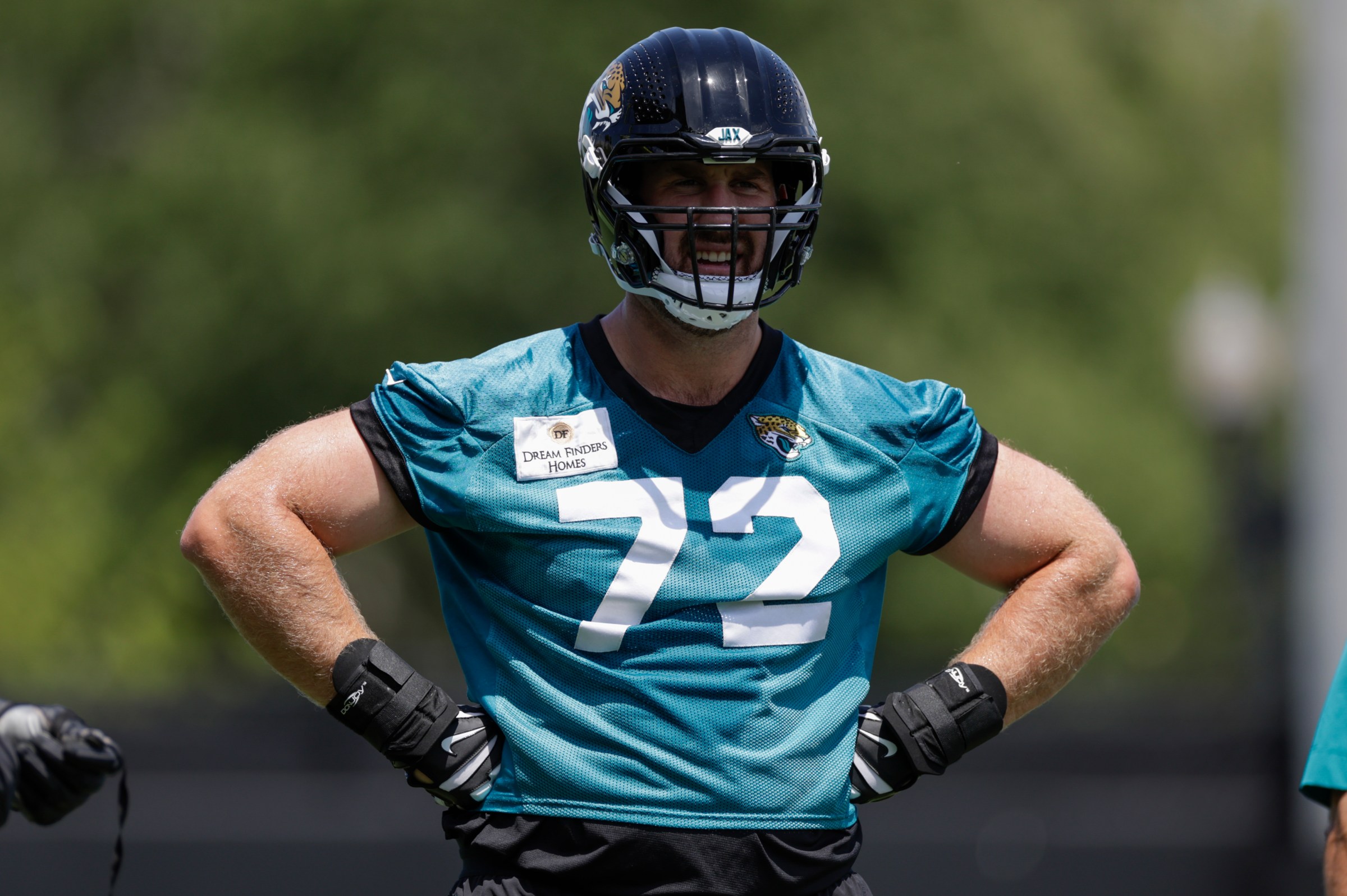 JACKSONVILLE, FL - MAY 27: Jacksonville Jaguars offensive tackle Walker Little (72) looks on during the Jacksonville Jaguars OTA on May 27, 2025 at the Miller Electric Center in Jacksonville, Fl. (Photo by David Rosenblum/Icon Sportswire via Getty Images)