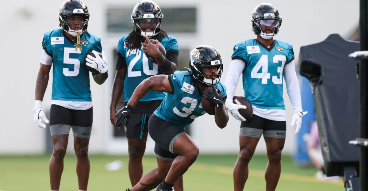 Jacksonville Jaguars roster by jersey number, last name