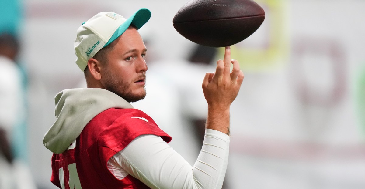 Quinn Ewers returns to Miami Dolphins practice