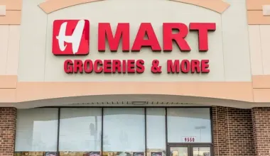 H Mart expands food hall with new additions