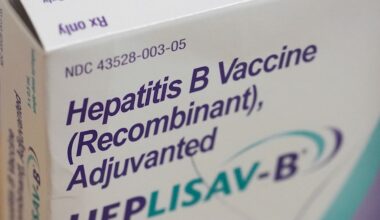 Doctors, parents weigh in on Florida school vaccine proposal