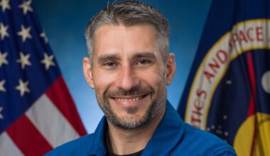 UNF alum to pilot SpaceX trip to International Space Station in September