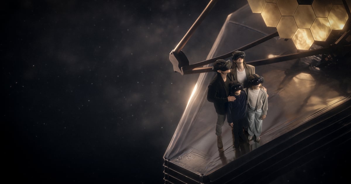 Smithsonian Starstruck VR ends soon at The Florida Mall