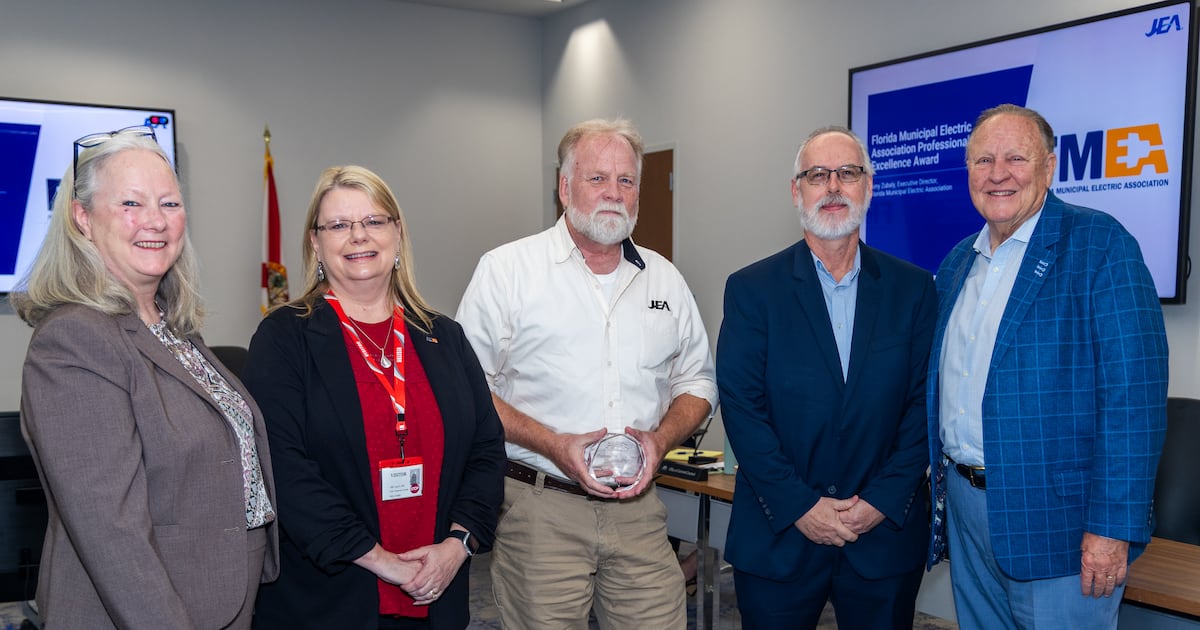 JEA employee receives statewide excellence award – 104.5 WOKV