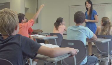 Central Florida schools still hiring teachers before first day