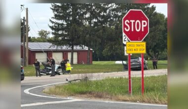At least 2 injured after crash at busy intersection in Miami Co.