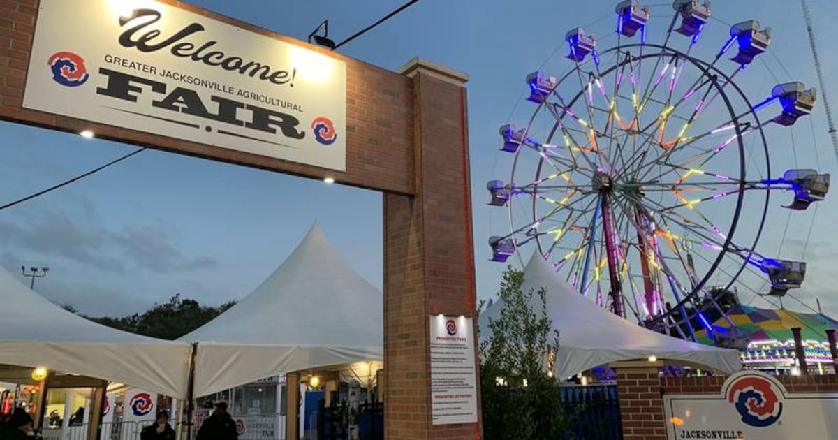 The Jacksonville Fair Staff Went “Buck-Wild” — Score Concert + Fair Tickets for Just $20! – 104.5 WOKV