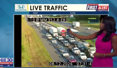 Two wrecks causing major backup on I-10 in Jacksonville