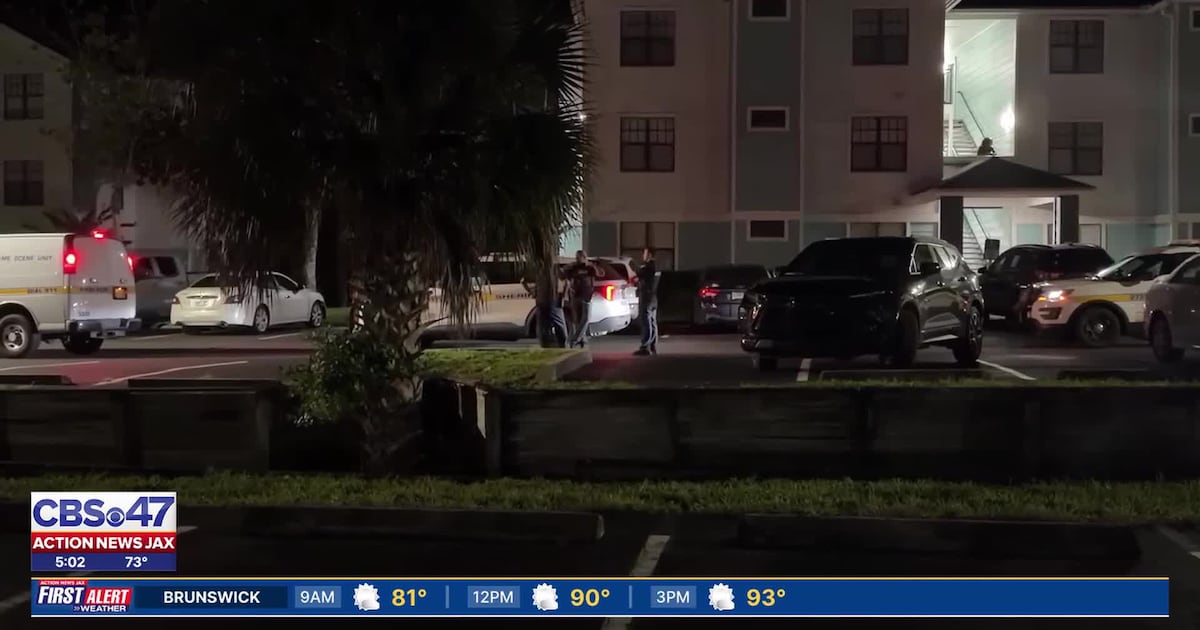 Man in critical condition after shooting at Southside Jacksonville apartment complex – Action News Jax
