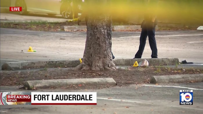 1 stabbed, another injured in separate way in Fort Lauderdale, police say